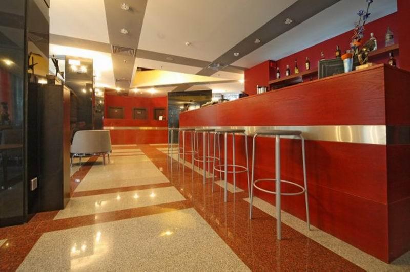 Hotel City بليفين المظهر الخارجي الصورة