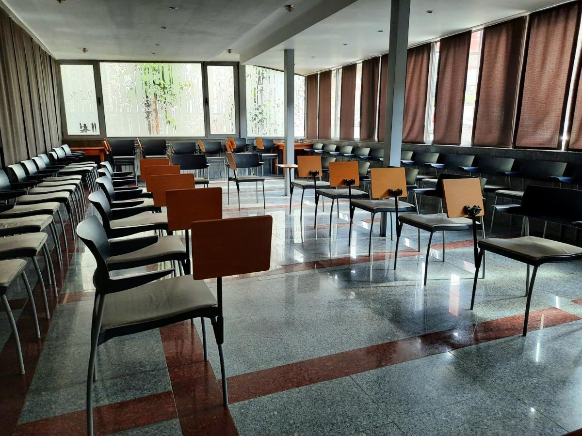 Hotel City بليفين المظهر الخارجي الصورة