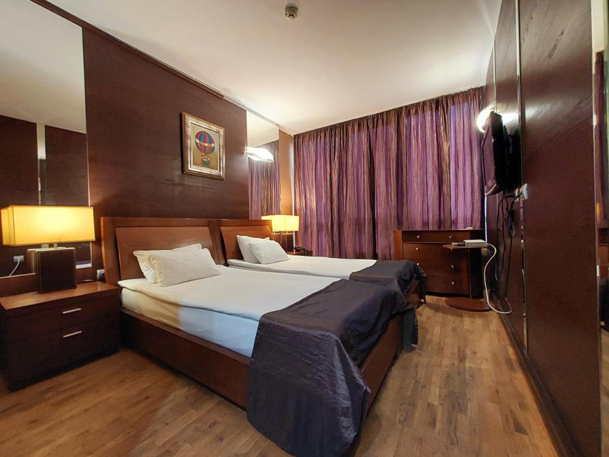 Hotel City بليفين المظهر الخارجي الصورة